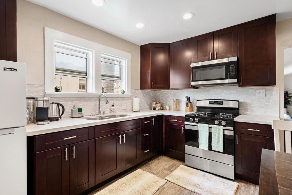 Oceanside Rocks Family Vacation Home Екстер'єр фото